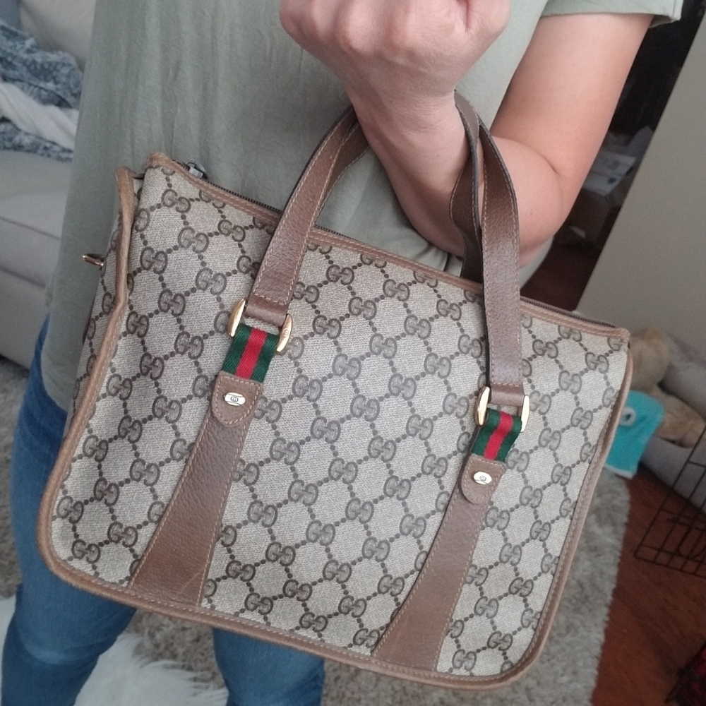 Authentic Vintage Gucci GG Monogram Supreme Sherry Web Boston Doctor Bowler